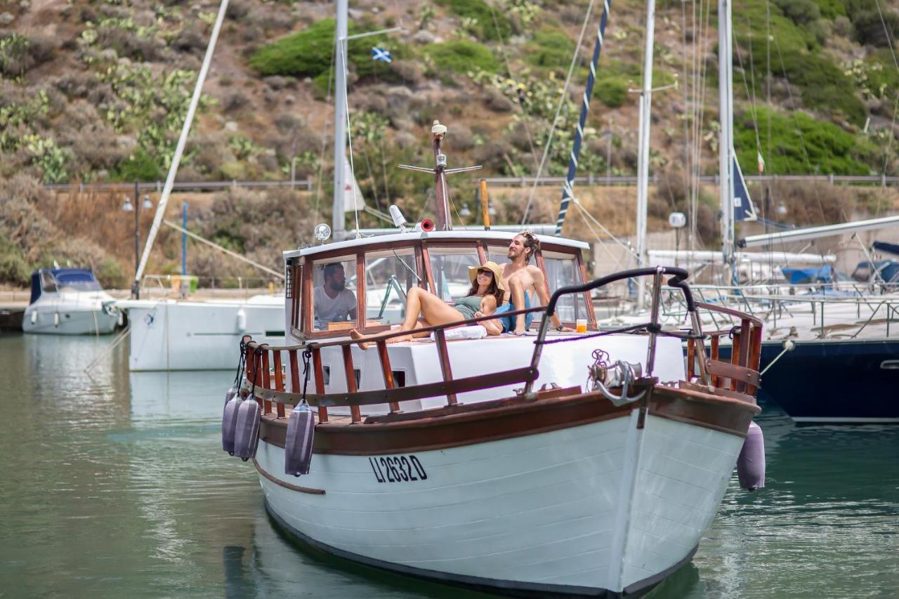 Marta Boat B&B 卡斯特尔萨多 外观 照片